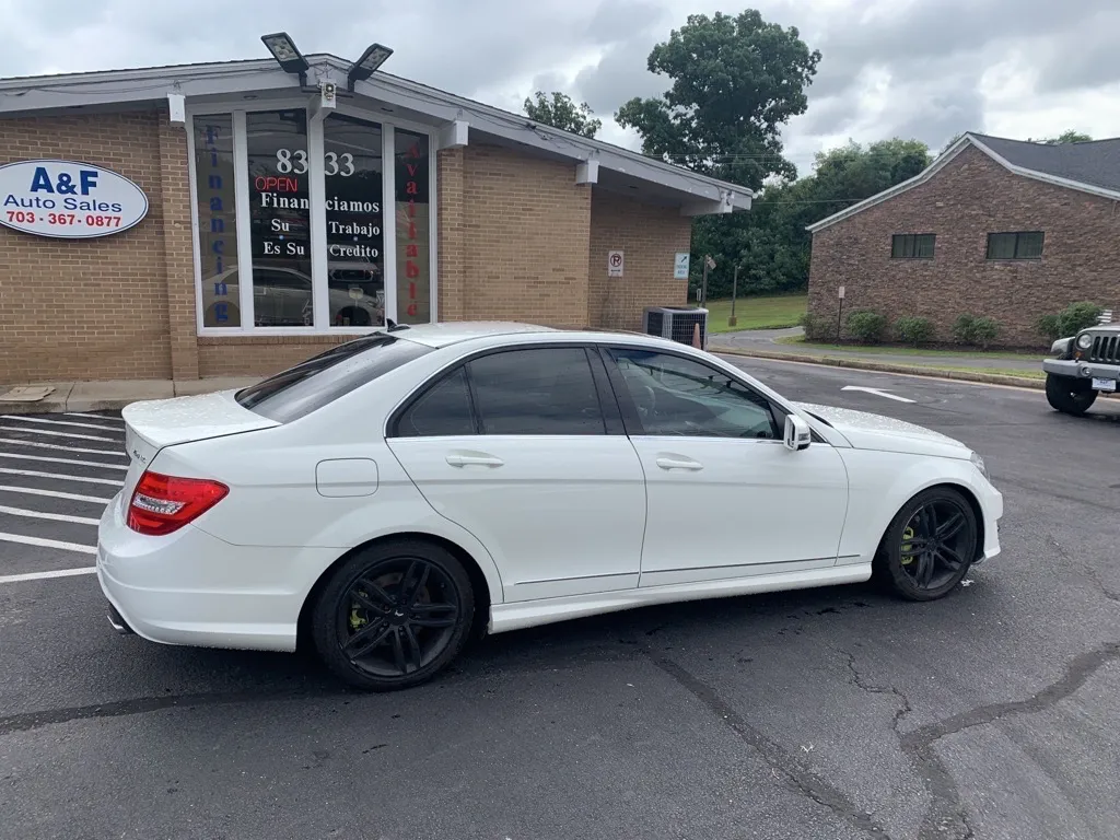 2012 Mercedes-Benz C-Class C 300 4MATIC — photo 3 of 17