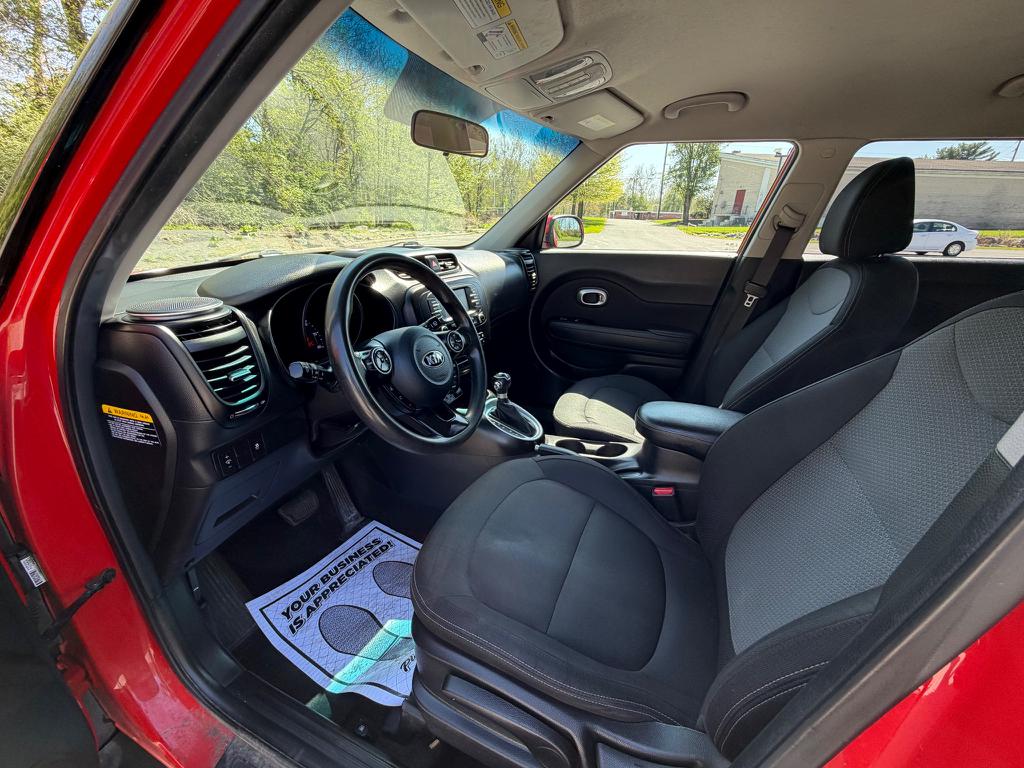 2017 Kia Soul + - Photo 10