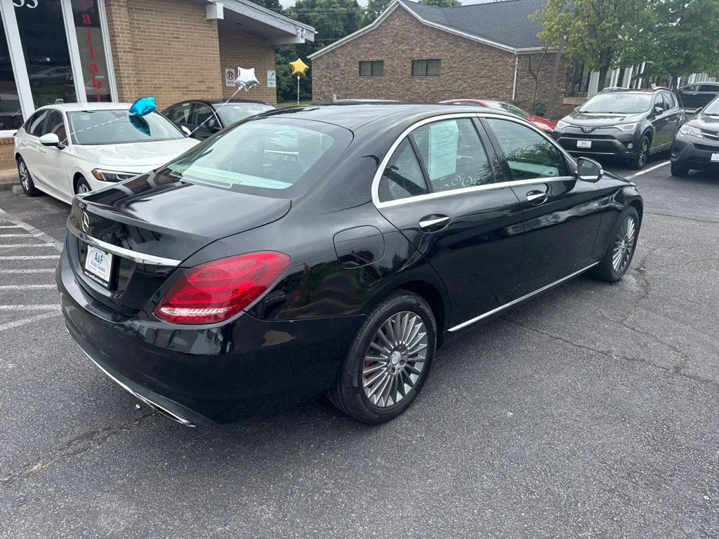 2015 Mercedes-Benz C-Class C 300 4MATIC — photo 7 of 24