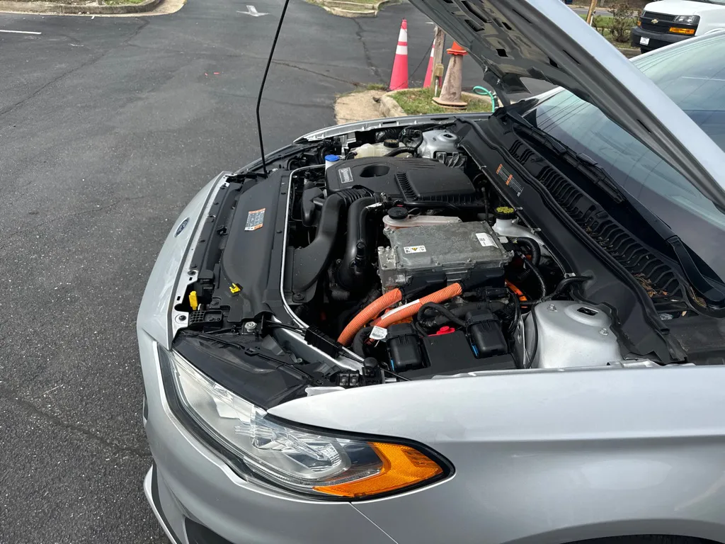 2019 Ford Fusion SE — photo 21 of 23