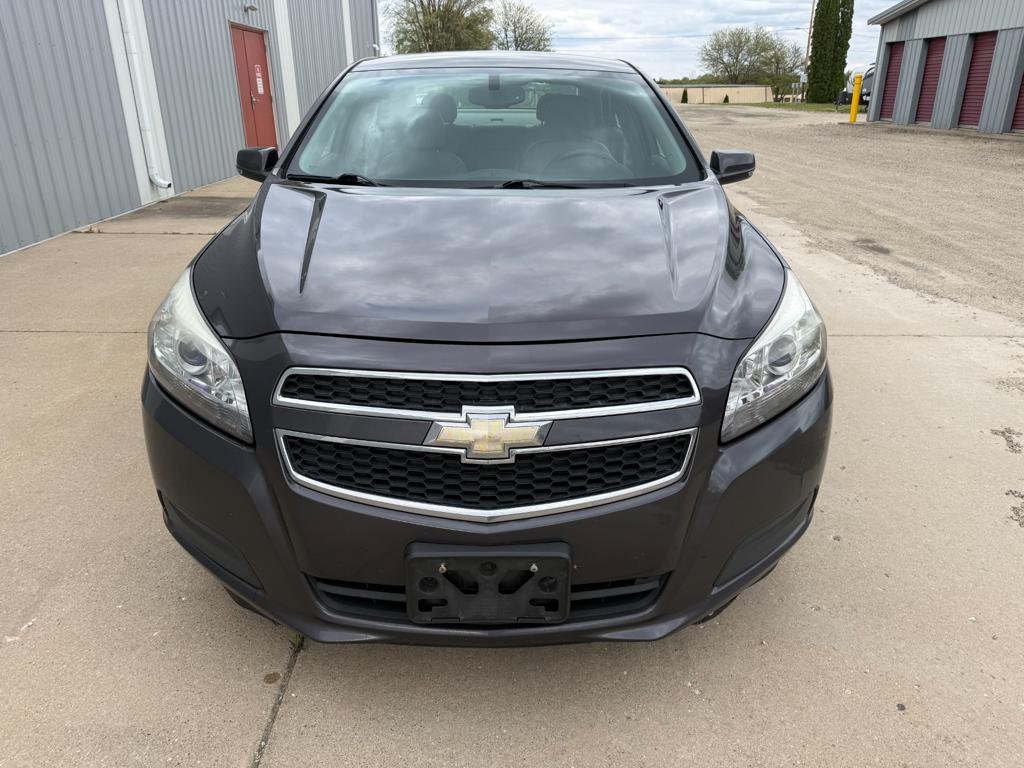 View vehicle photo 4