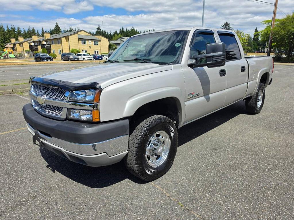 Gray 2004 Chevrolet Silverado 2500HD Pickup Truck Four-Wheel Drive 4-Speed Automatic