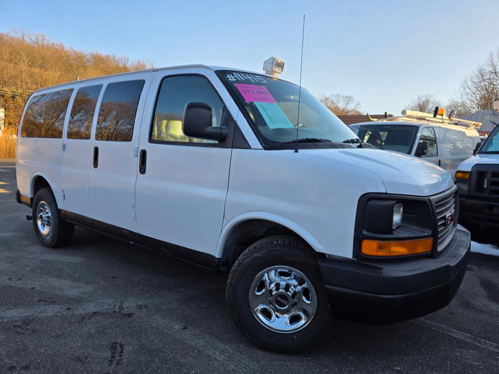 2009 GMC Savana LS 3500