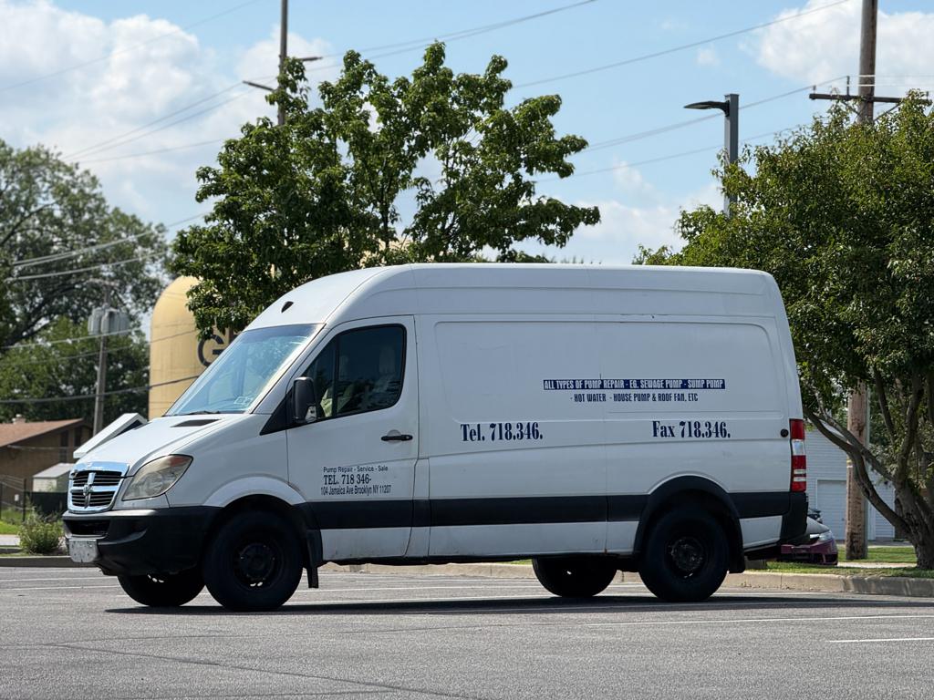 White 2008 Dodge Sprinter Cargo Van 5-Speed Automatic