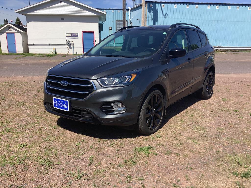 Gray 2019 Ford Escape SE AWD SUV / Crossover All-Wheel Drive 6-Speed Automatic