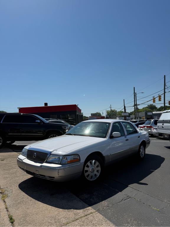 2005 Mercury Grand Marquis LSE Sedan Rear-Wheel Drive 4-Speed Automatic