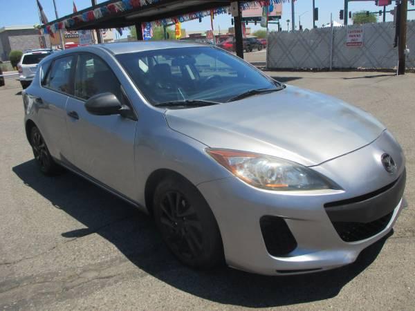 Silver 2013 Mazda MAZDA3 i Touring Hatchback Hatchback Front-Wheel Drive 6-Speed Automatic