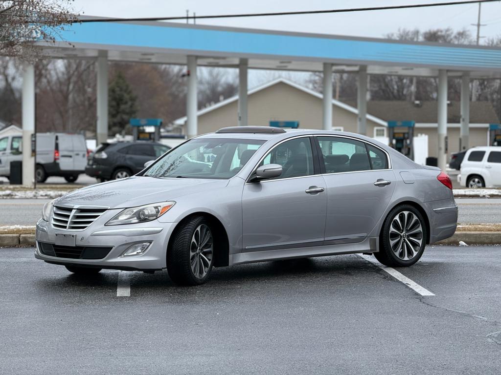 Hyundai Genesis 5.0 R-Spec RWD