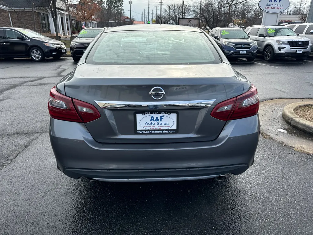 2018 Nissan Altima S — photo 6 of 21