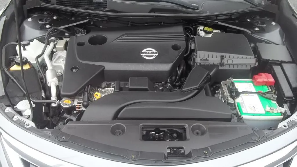 2015 Nissan Altima 2.5 — photo 15 of 16