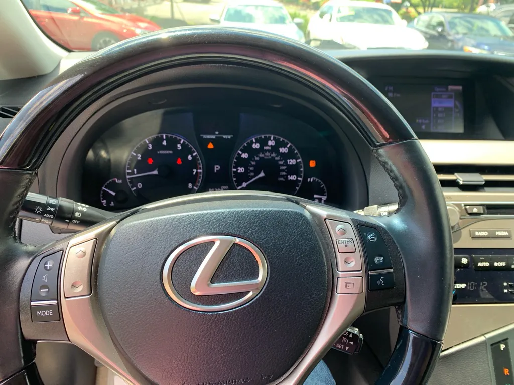 2015 Lexus RX 350 Base — photo 21 of 24