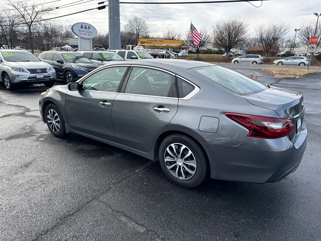2018 Nissan Altima S — photo 5 of 21