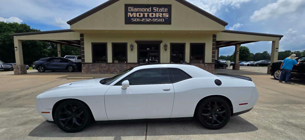  2015 Dodge Challenger R/T Plus RWD   