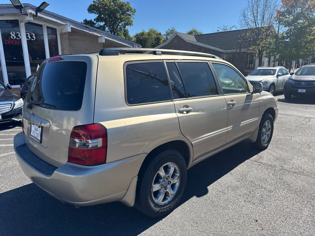 2004 Toyota Highlander — foto 7 de 19