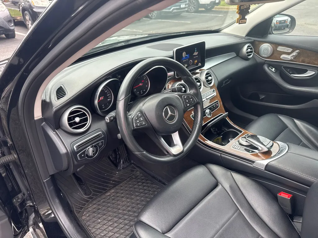 2015 Mercedes-Benz C-Class C 300 4MATIC — photo 15 of 24