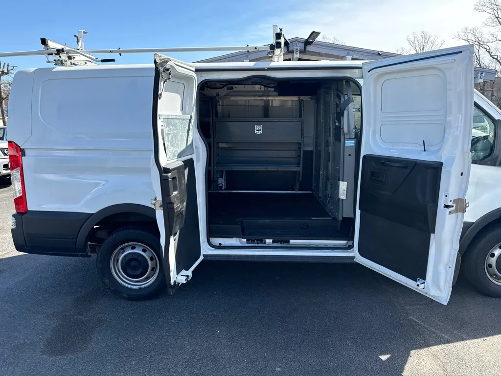 2015 Ford Transit T-250 — photo 13 of 24