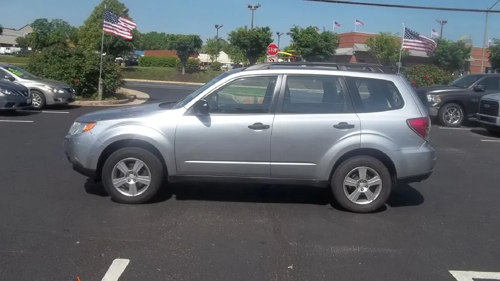 2012 Subaru Forester 2.5X — photo 4 of 14