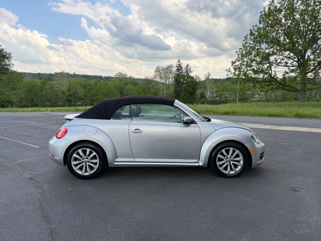 2014 Volkswagen Beetle 5