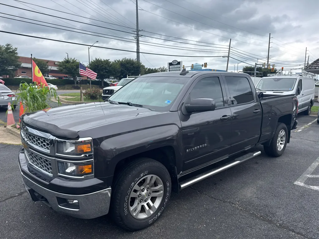 2015 Chevrolet Silverado 1500 LT — photo 3 of 23