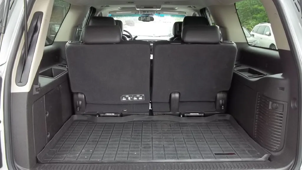 2011 Chevrolet Suburban 1500 Ltz — foto 16 de 24