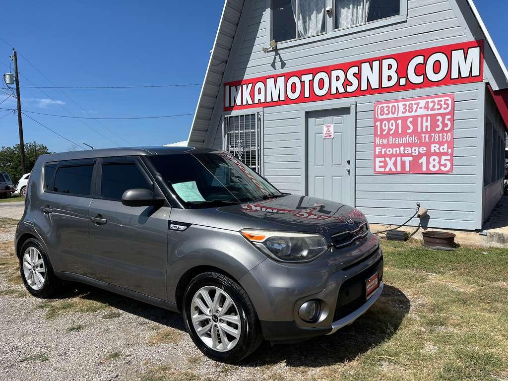 Gray 2018 Kia Soul Wagon Front-Wheel Drive 6-Speed Automatic