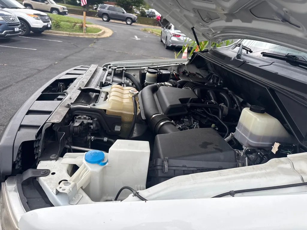 2016 Nissan NV 1500 — photo 15 of 16