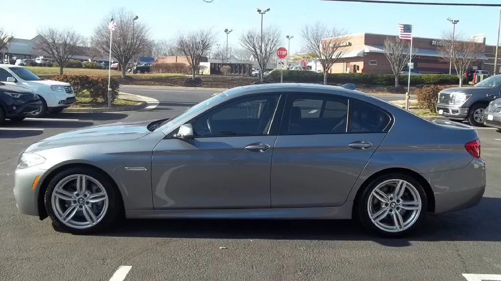 2015 BMW 535i — photo 4 of 17
