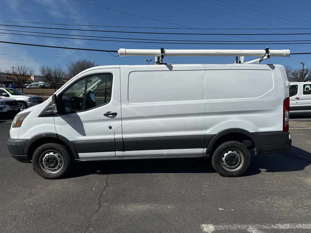 2015 Ford Transit T-250 — photo 4 of 24