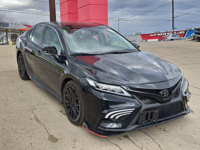 2022 Toyota Camry SE Nightshade FWD