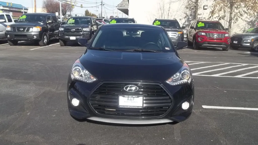 2013 Hyundai Veloster Turbo — photo 2 of 19
