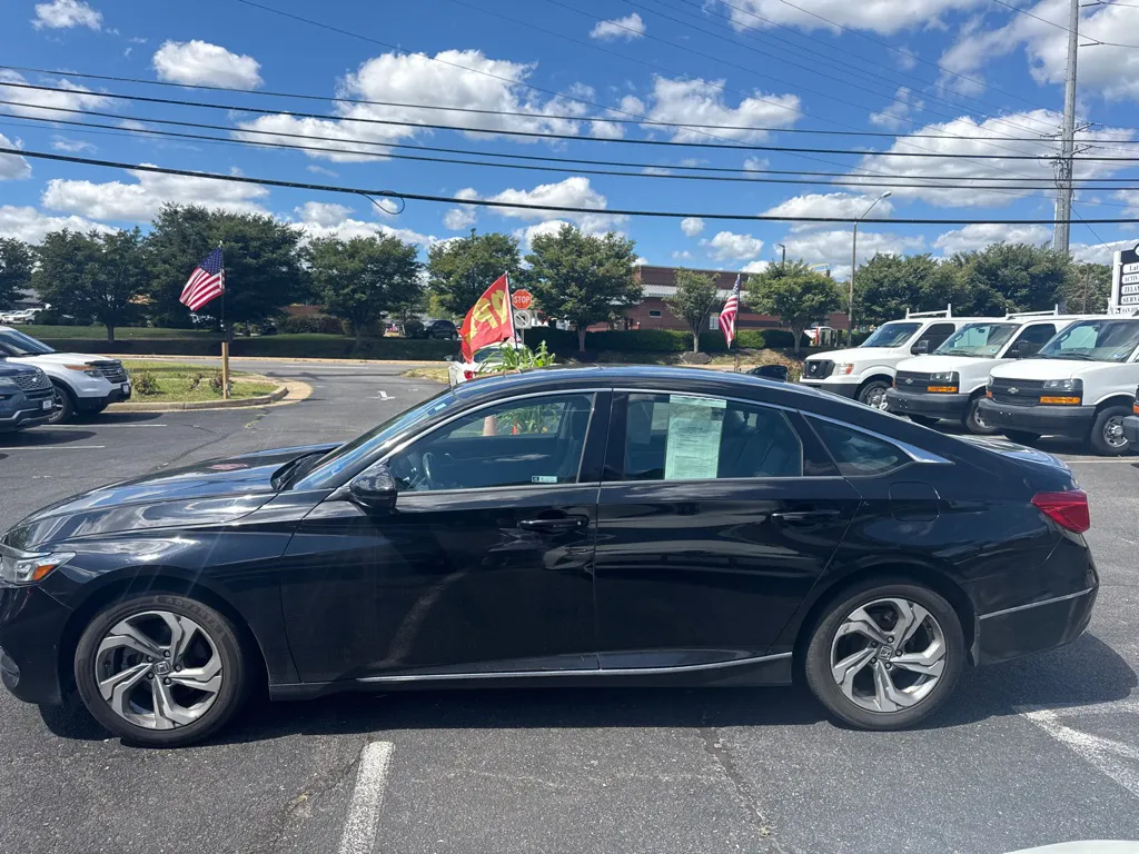 2020 Honda Accord EX-L — photo 4 of 18