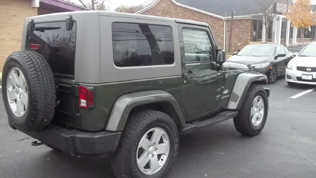 2007 Jeep Wrangler Sahara — photo 6 of 15