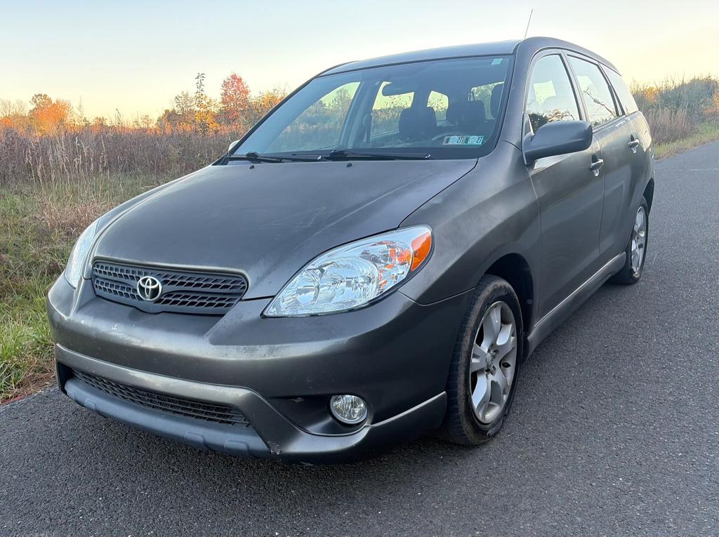 Gray 2008 Toyota Matrix Hatchback Front-Wheel Drive 4-Speed Automatic