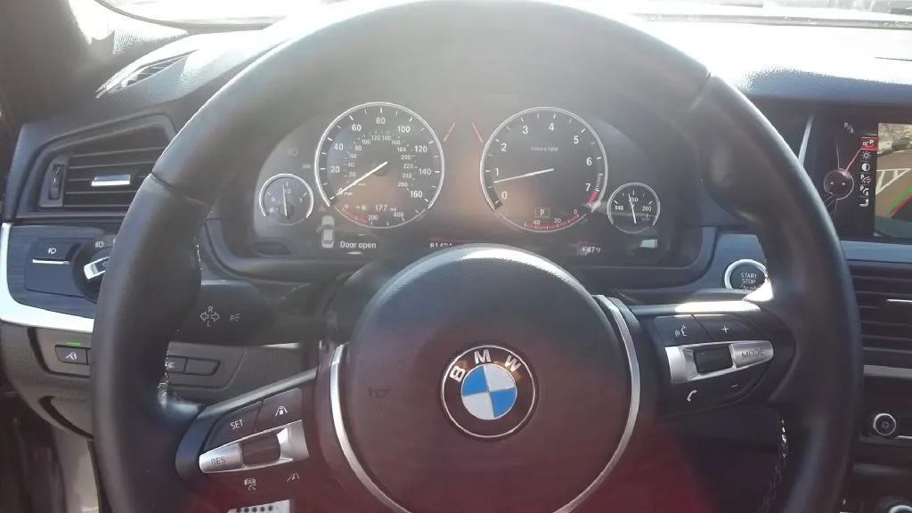 2015 BMW 535i — photo 16 of 17