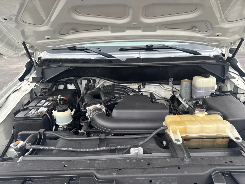 2016 Nissan NV 1500 — photo 13 of 16