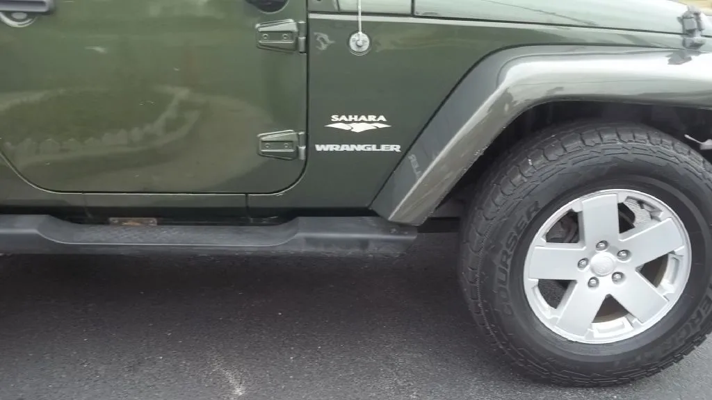 2007 Jeep Wrangler Sahara — photo 7 of 15
