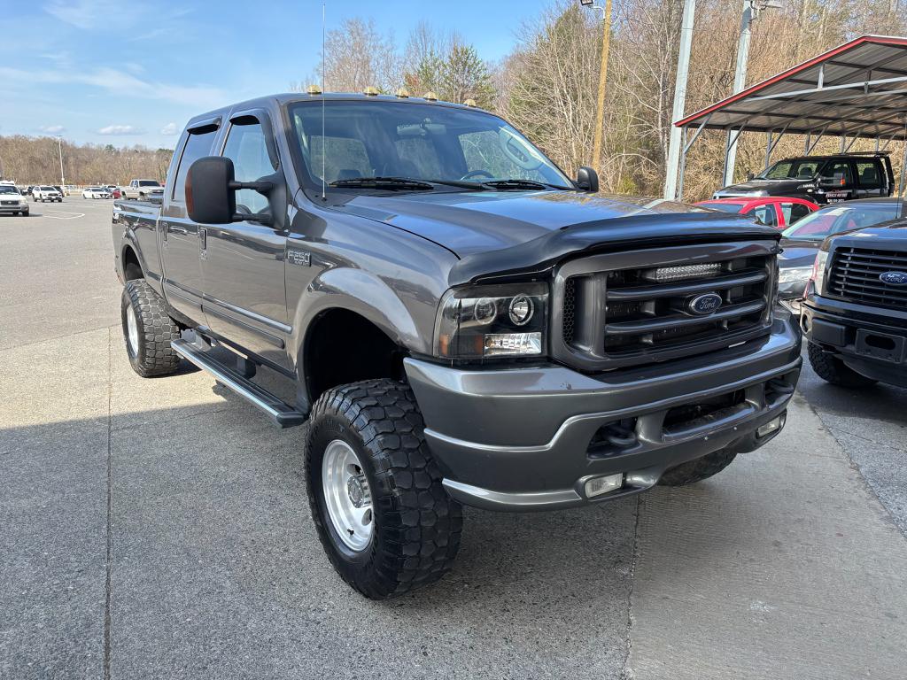 2004 Ford F-250 Super Duty XLT Crew Cab 4WD