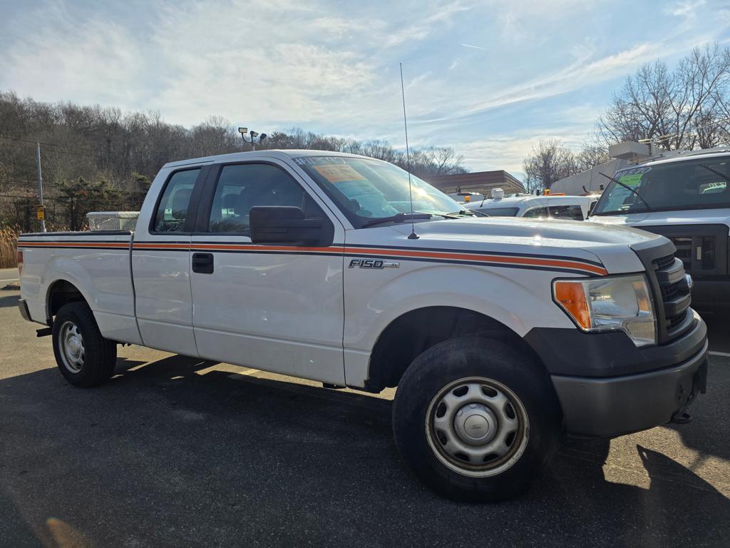 2014 Ford F-150 XL SuperCab LB 4WD