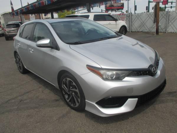 Silver 2016 Scion iM Base Hatchback Front-Wheel Drive 6-Speed Automatic
