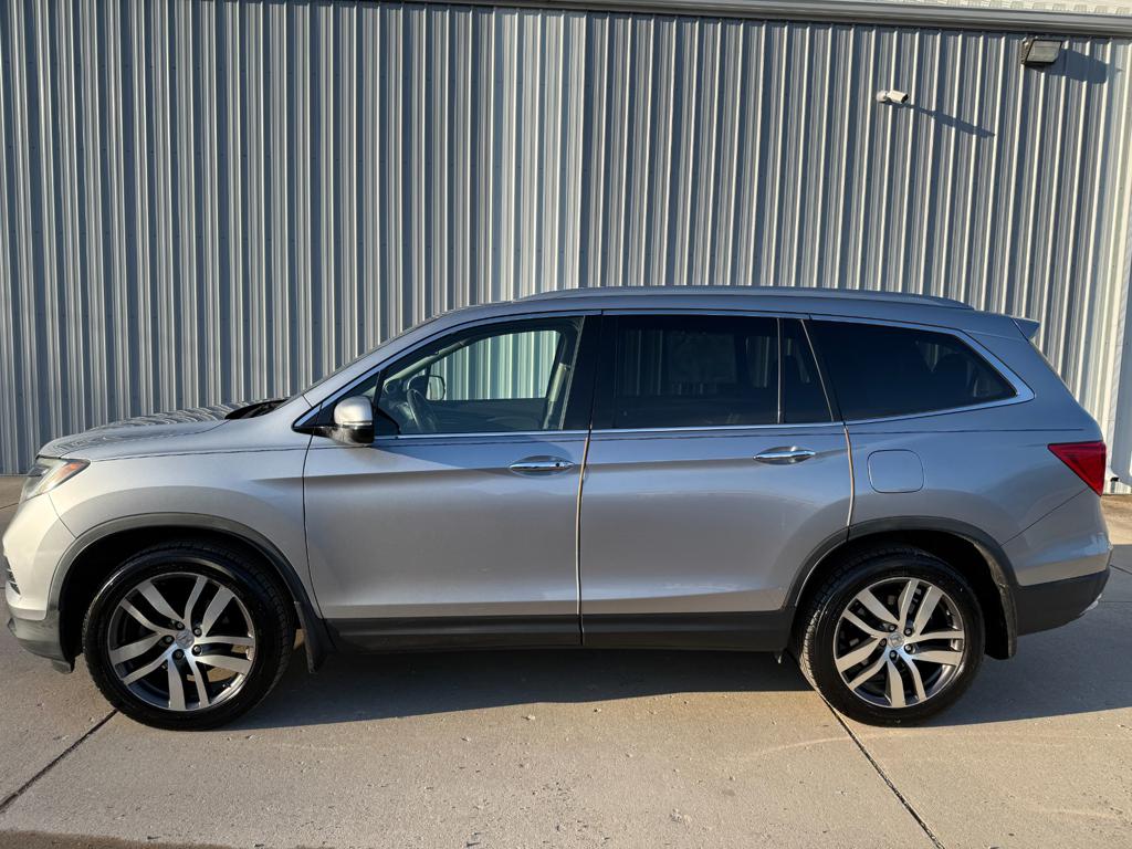 Honda Pilot Elite AWD