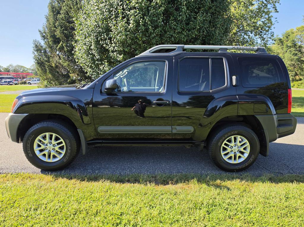 Black 2015 Nissan Xterra SUV / Crossover 5-Speed Automatic