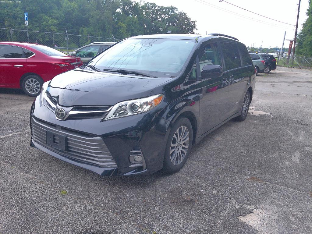 2019 Toyota Sienna Limited Premium 7-Passenger FWD