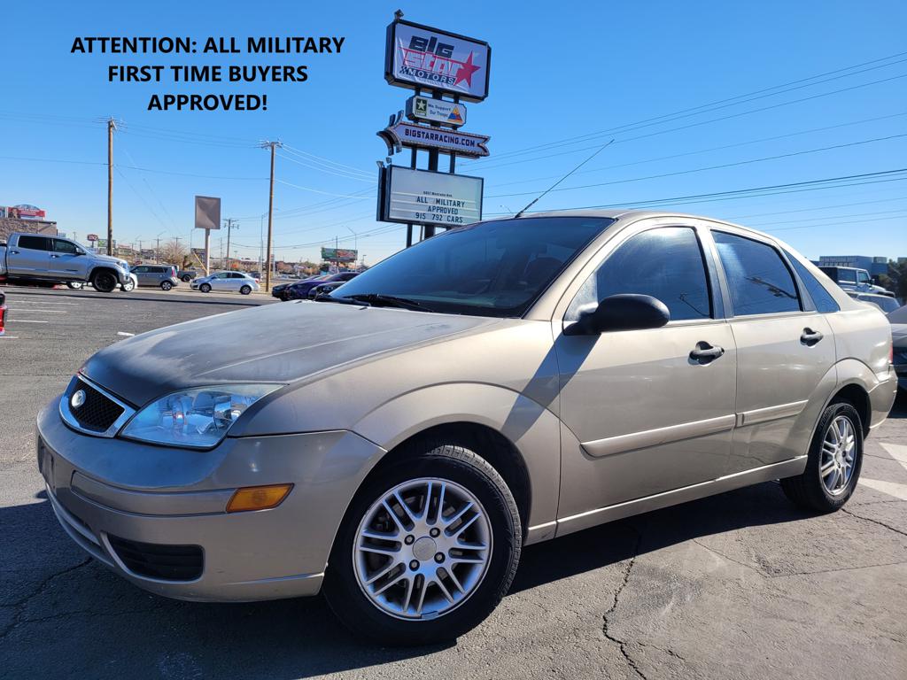 2005 Ford Focus ZX4 SE Sedan FWD |