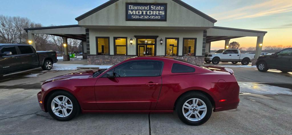 2014 Ford Mustang V6 Coupe RWD