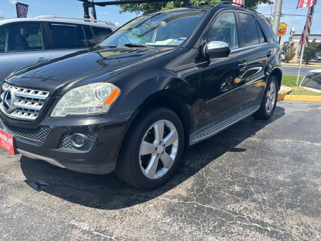 2010 Mercedes-Benz M-Class ML 350 4MATIC SUV / Crossover All-Wheel Drive 7-Speed Automatic Overdrive