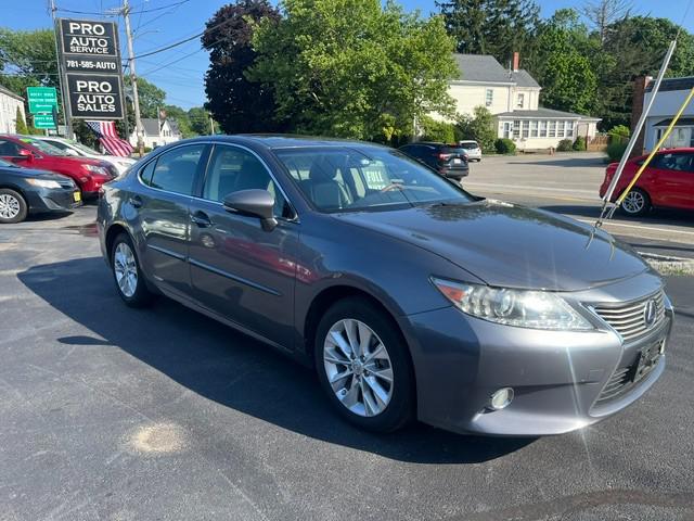 Gray 2013 Lexus ES Hybrid Sedan Front-Wheel Drive Continuously Variable Transmission