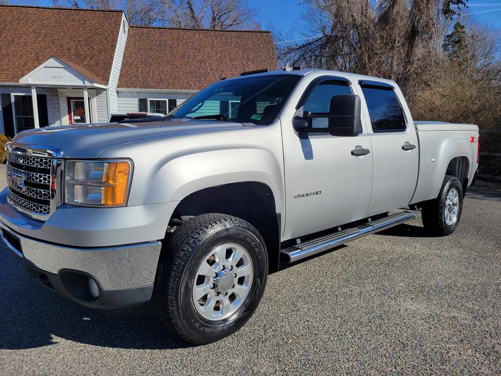 2011 GMC Sierra 2500HD SLE Crew Cab 4WD
