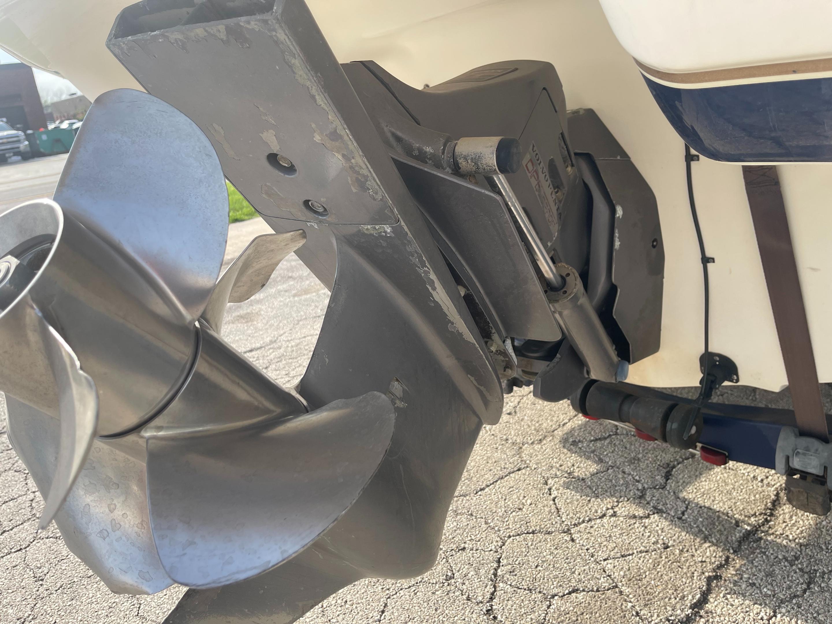 2005 LARSON LXI 228 EB94AF52 11F0 A01A - Image 29