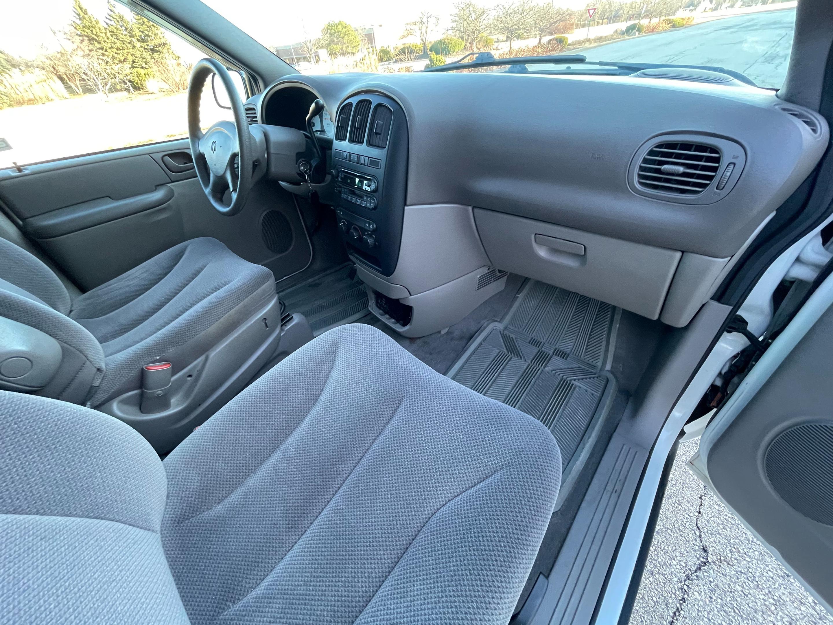 2003 DODGE CARAVAN/GRAND CARAVAN - Image 21
