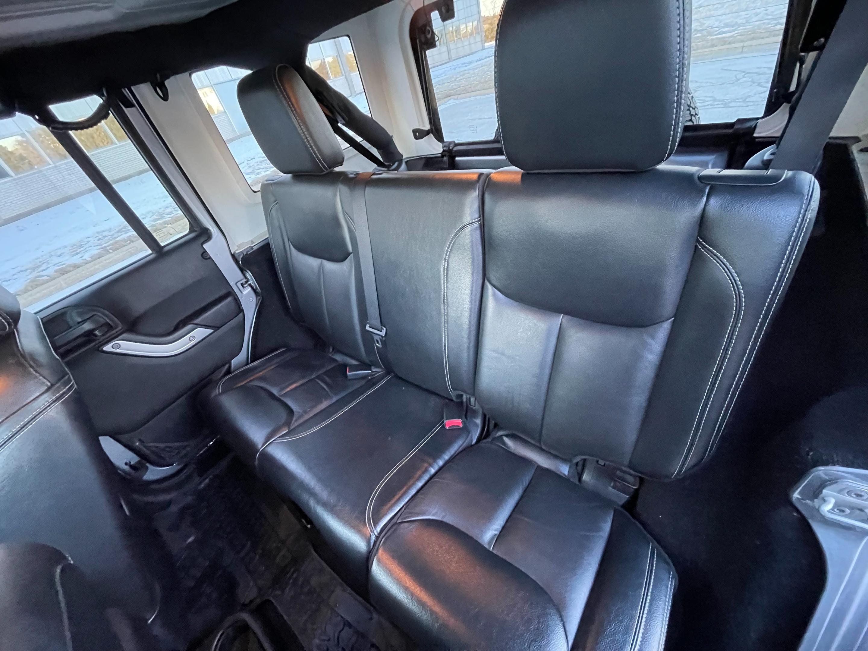 2013 JEEP WRANGLER - Image 28